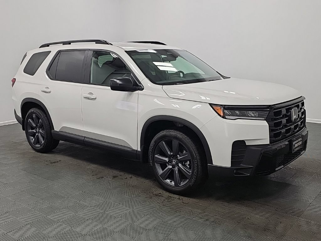 New 2026 Honda Pilot Sport image 2