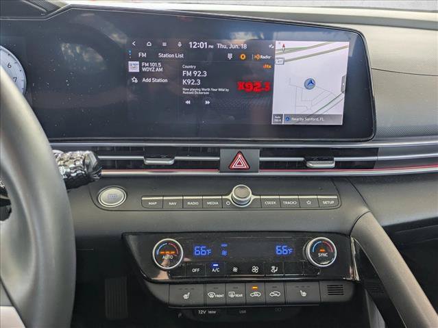 Used 2024 Hyundai Elantra SEL w/ Convenience Package FWD image 12