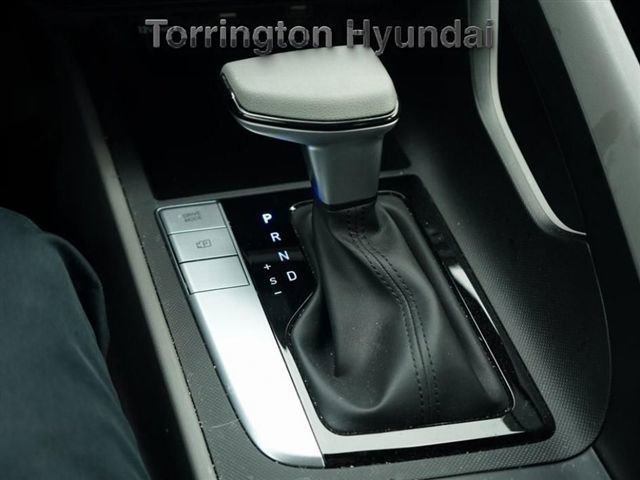 Certified 2023 Hyundai Elantra SEL image 16