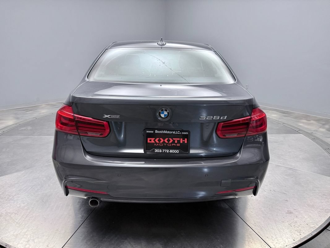 Used 2018 BMW 328d xDrive Sedan AWD/4WD image 6