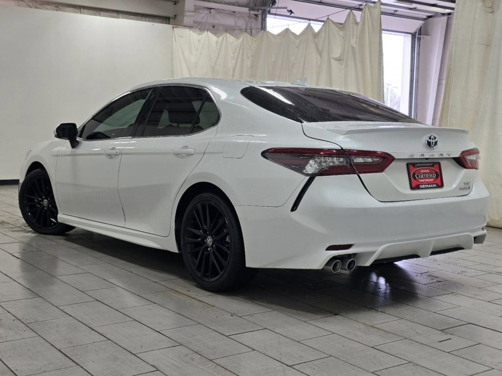 Used 2024 Toyota Camry XSE w/ Navigation Package FWD image 17