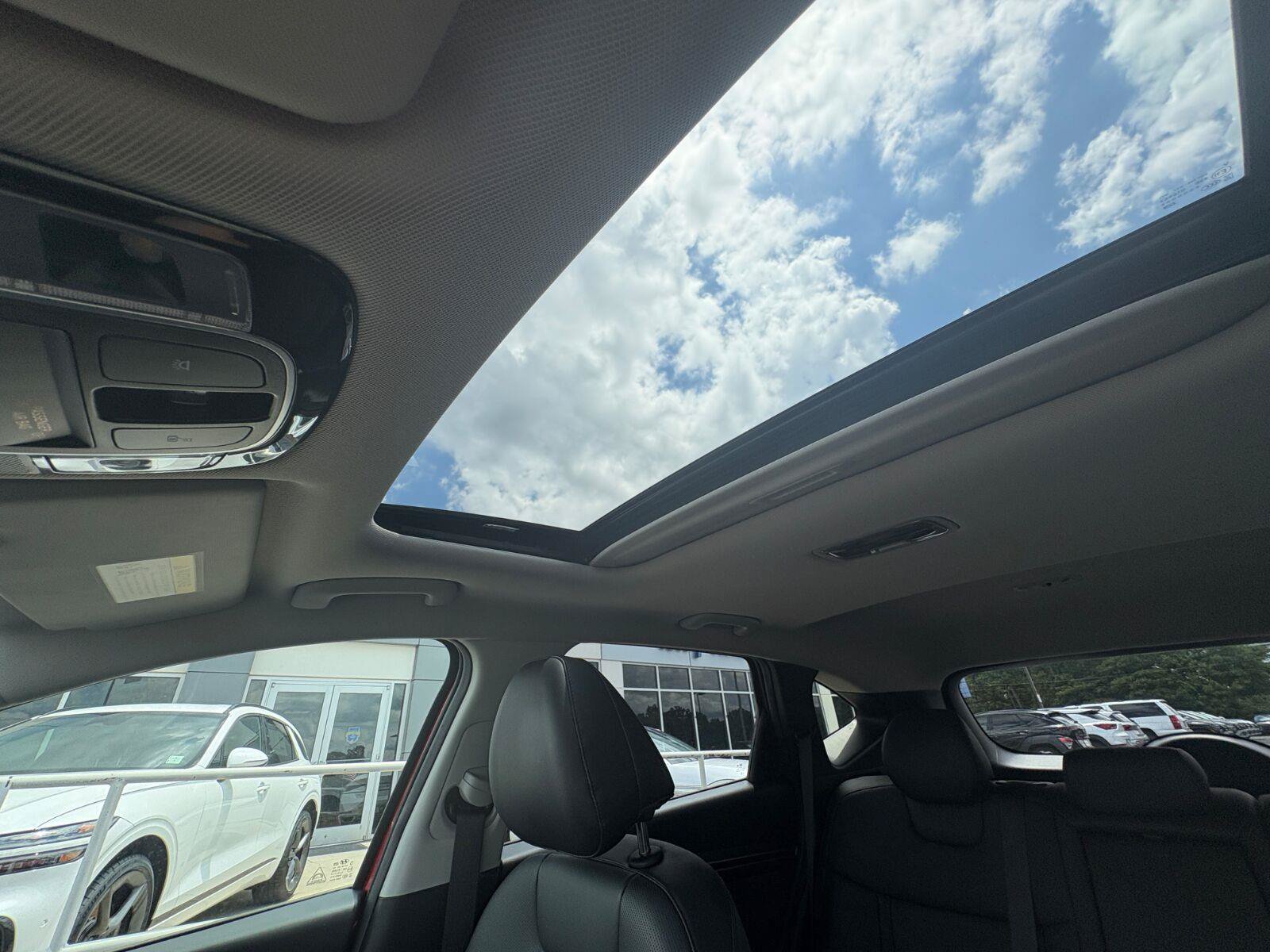Used 2023 Hyundai Tucson SEL w/ Convenience Package FWD image 37