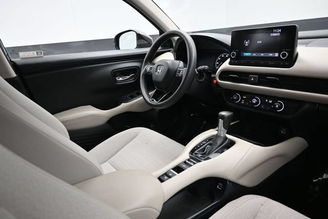 Used 2023 Honda HR-V LX image 12