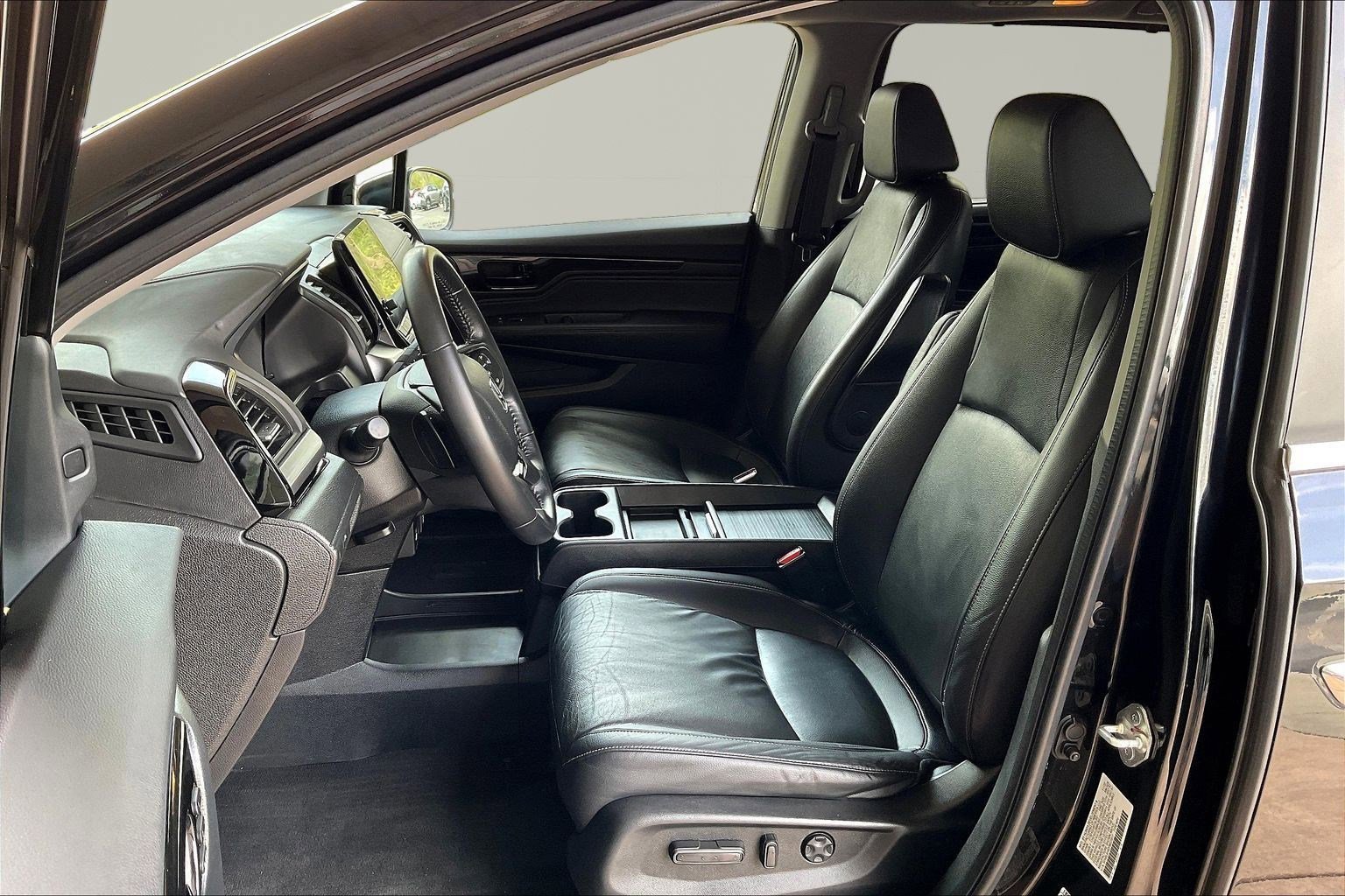 Used 2023 Honda Odyssey Touring image 21