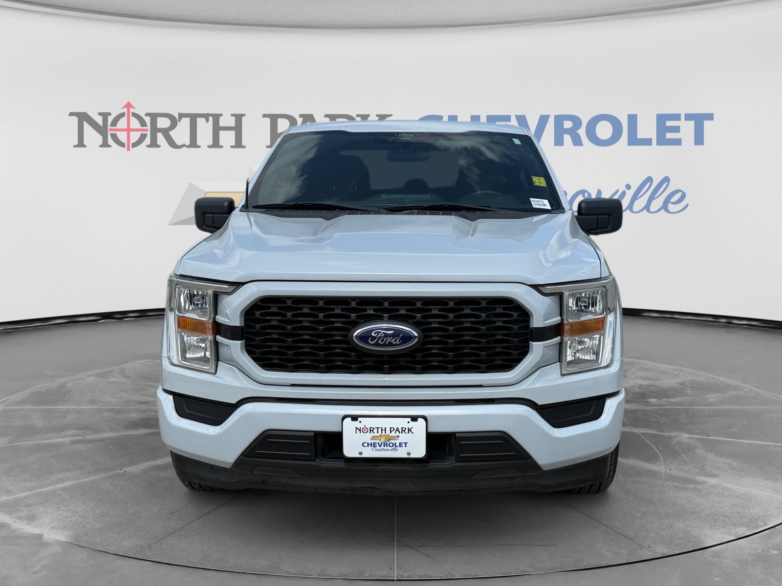 Used 2022 Ford F150 XL w/ STX Appearance Package RWD image 2