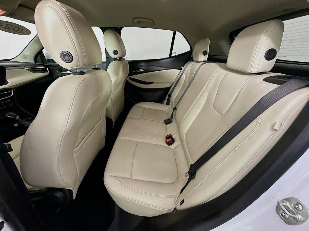 Used 2024 Buick Encore GX Sport Touring image 31