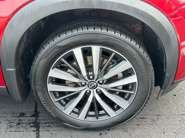 Used 2022 Nissan Pathfinder Platinum w/ Cargo Package image 13