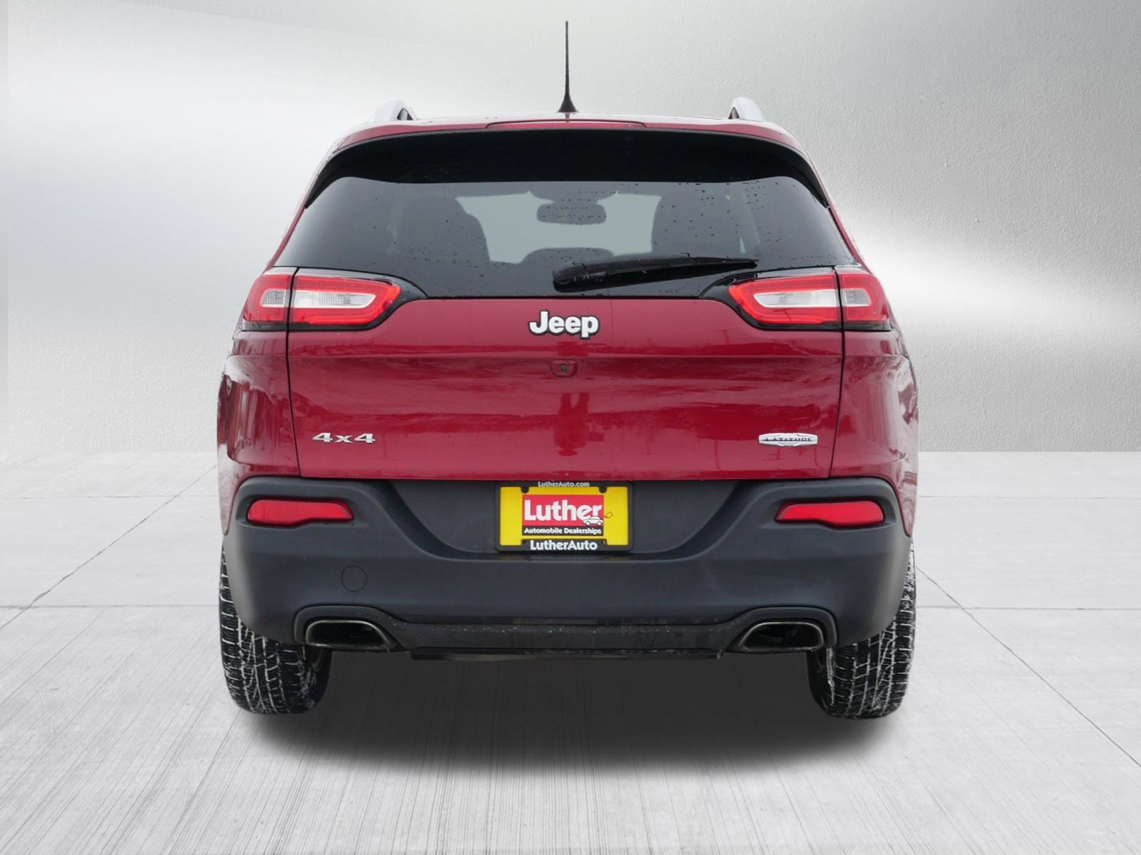 Used 2017 Jeep Cherokee Latitude image 6