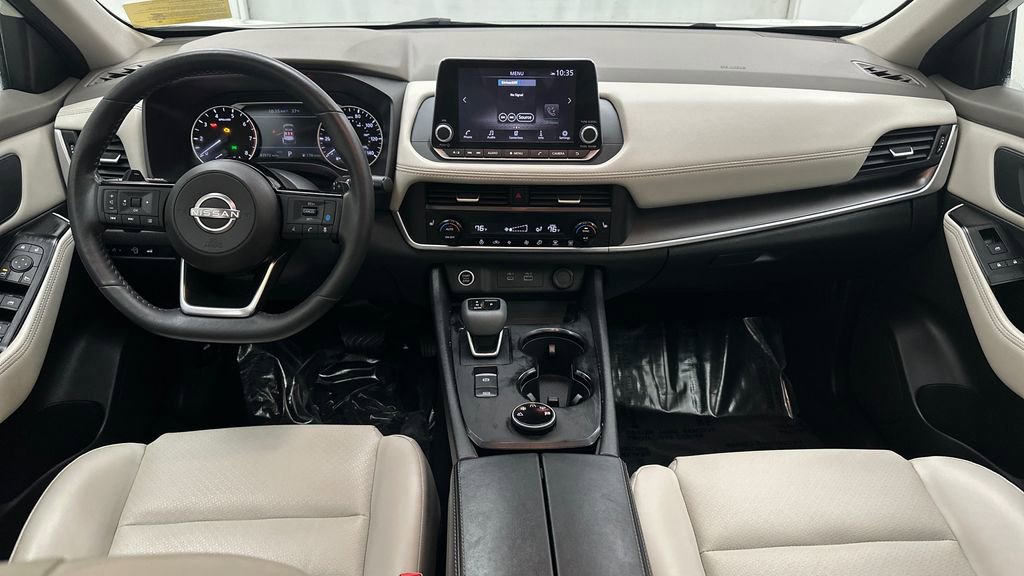 Used 2023 Nissan Rogue SV w/ SV Premium B Package image 27