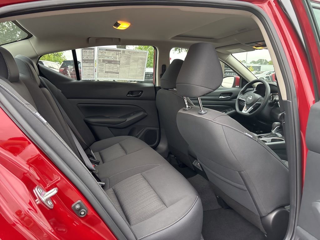 New 2025 Nissan Altima 2.5 SV w/ SV Special Edition Package image 16