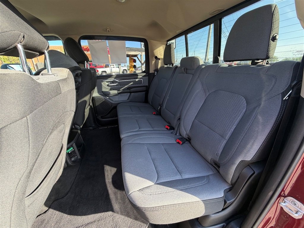 Used 2019 RAM 1500 Big Horn AWD/4WD image 14