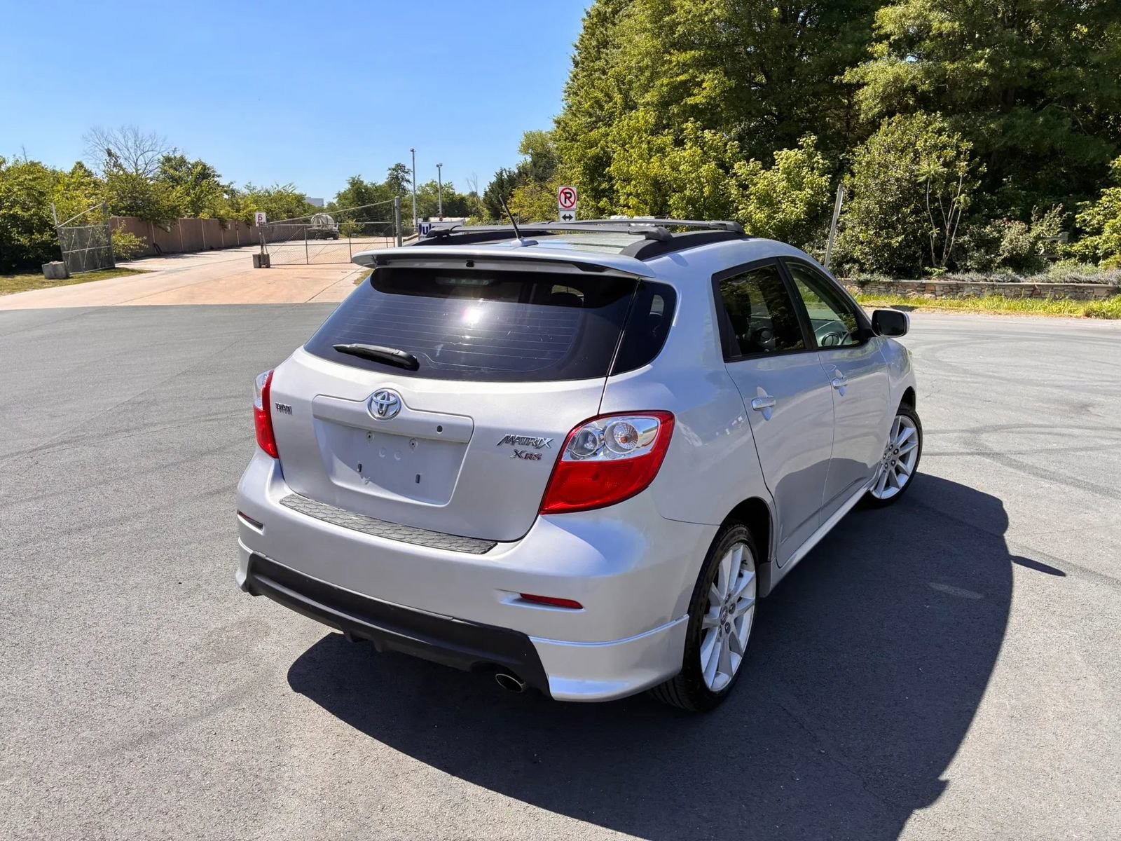 Used 2009 Toyota Matrix XRS w/ All Weather Guard Pkg FWD image 15