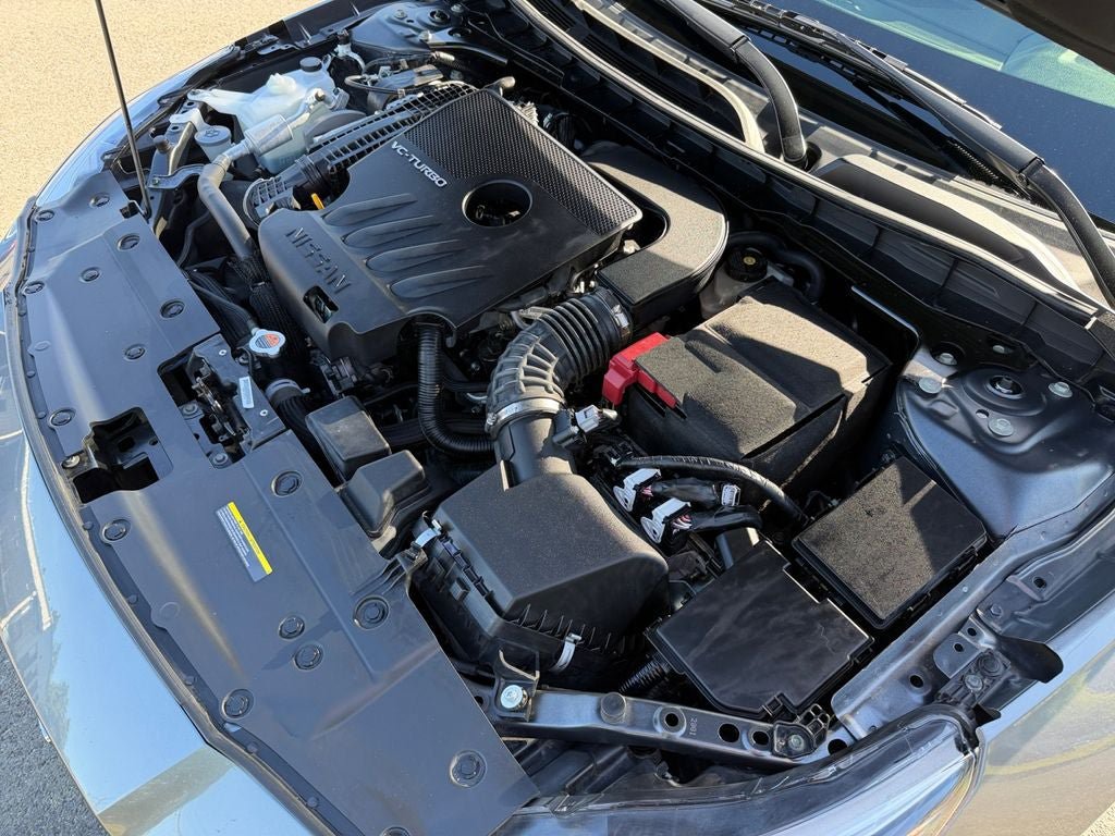 Used 2020 Nissan Altima 2.0 Platinum FWD image 30