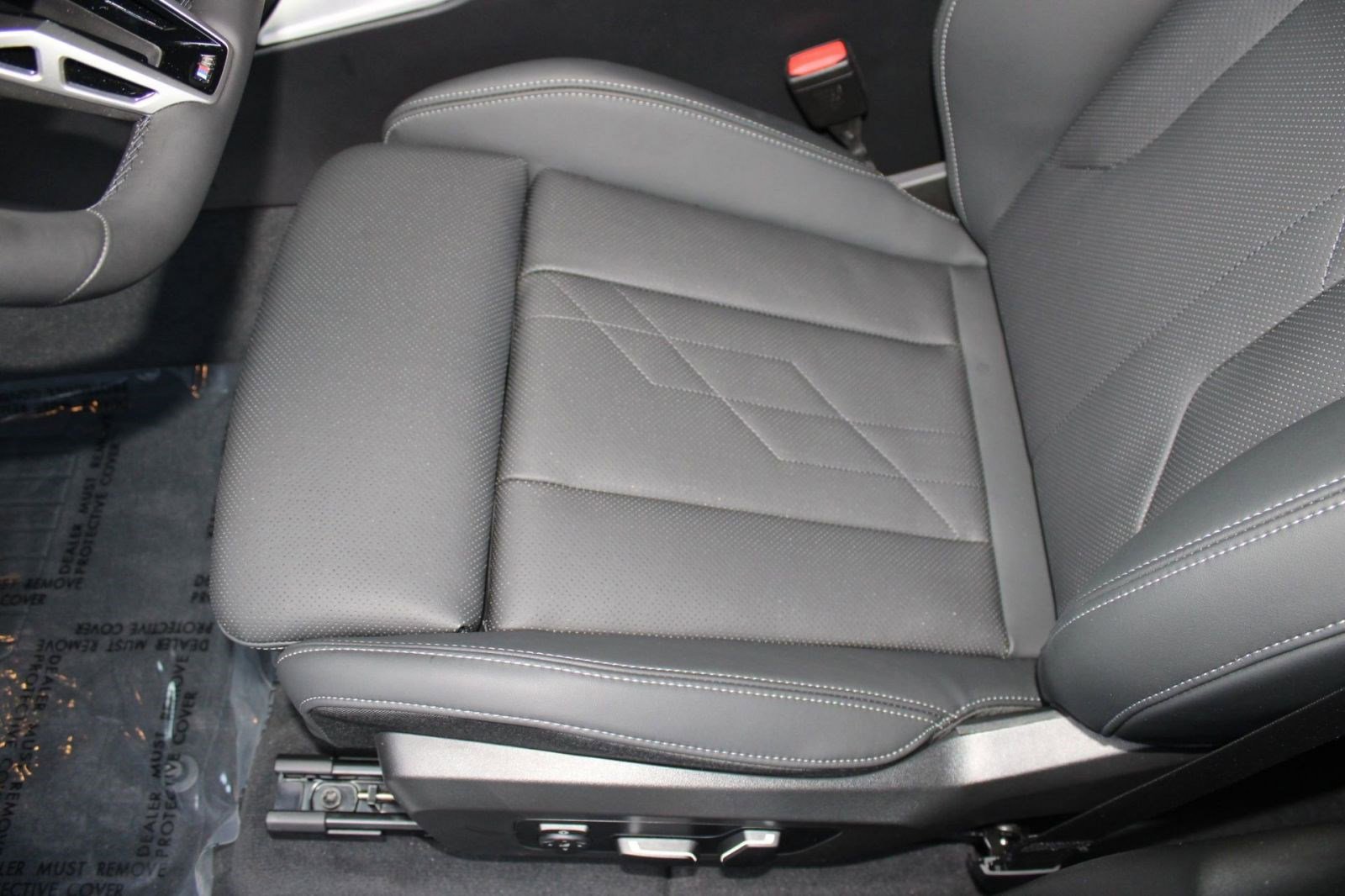 Certified 2025 BMW X3 xDrive30i w/ Premium Package image 14