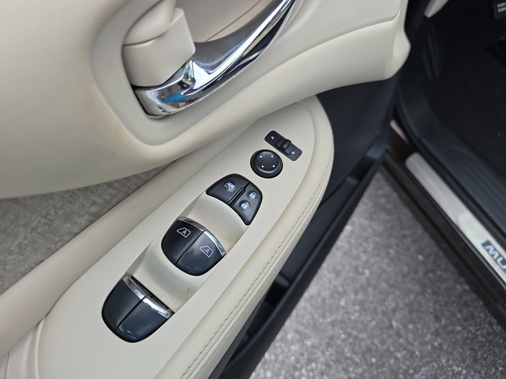 Used 2021 Nissan Murano SL FWD image 19