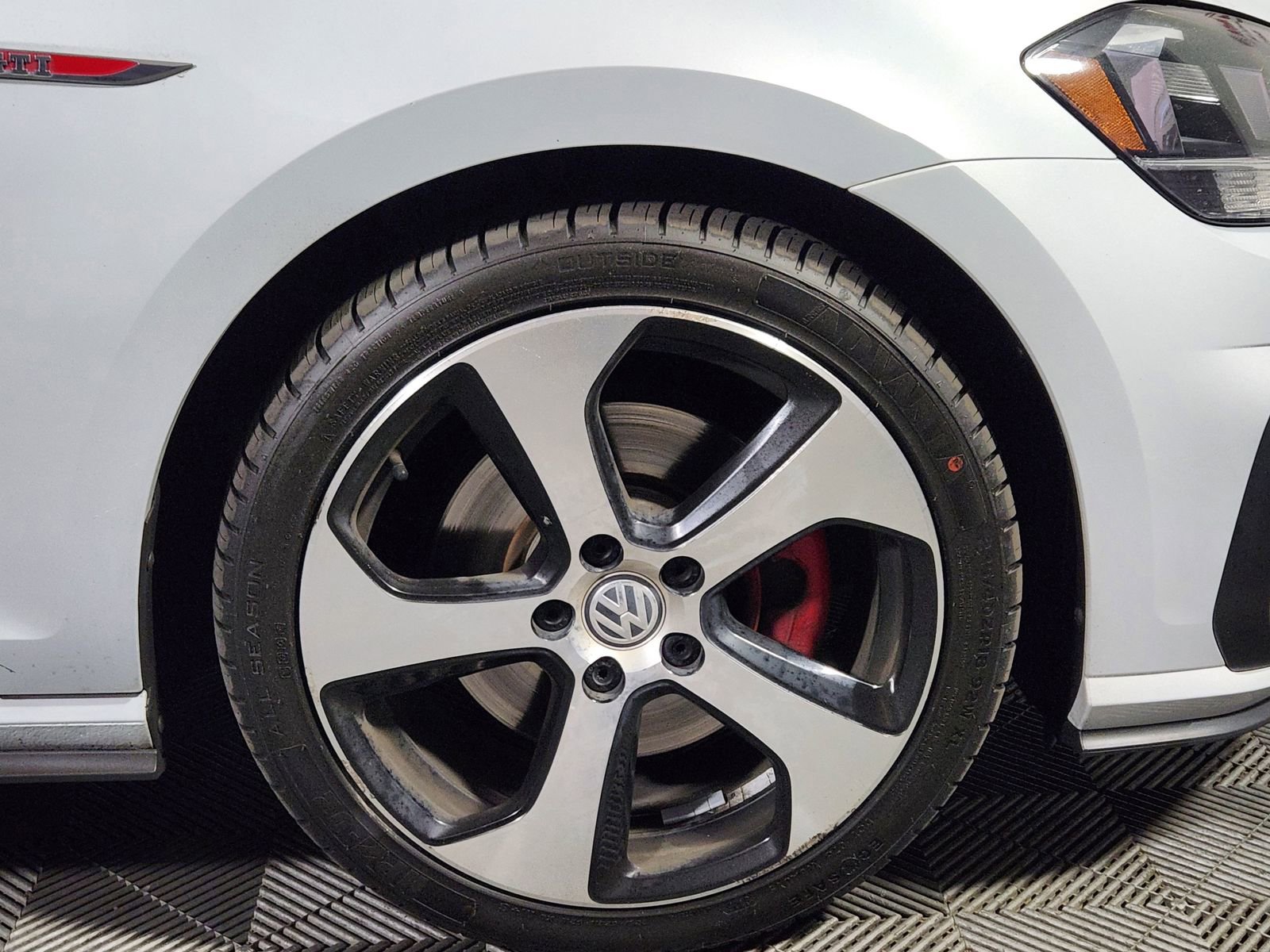 Used 2018 Volkswagen GTI S image 12