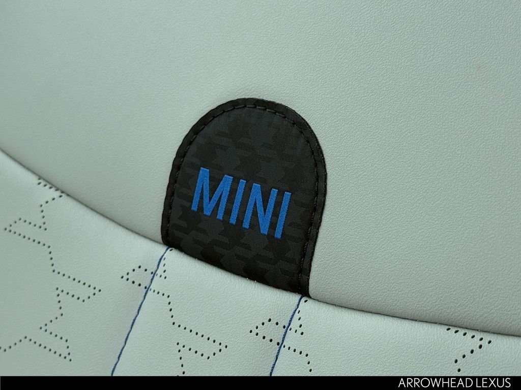 Used 2025 MINI Cooper S FWD image 24
