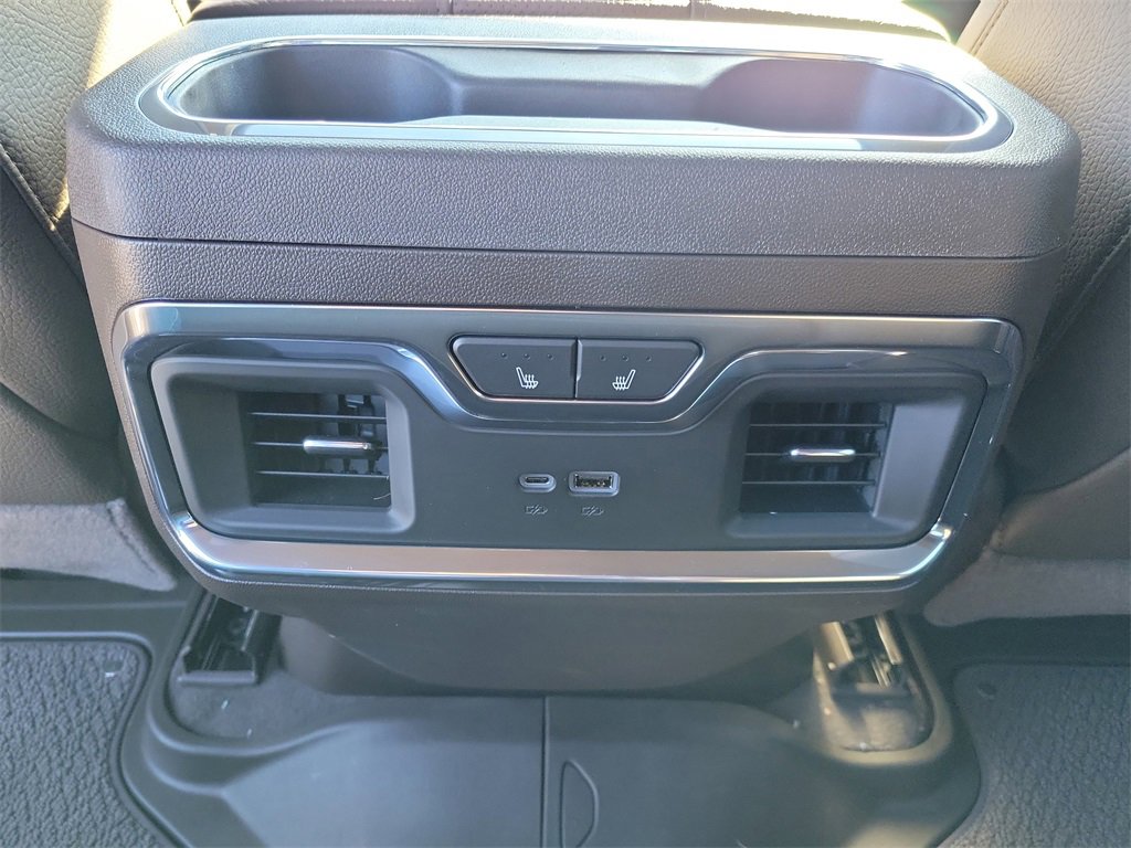 New 2026 GMC Sierra 1500 Denali w/ Denali Reserve Package image 15