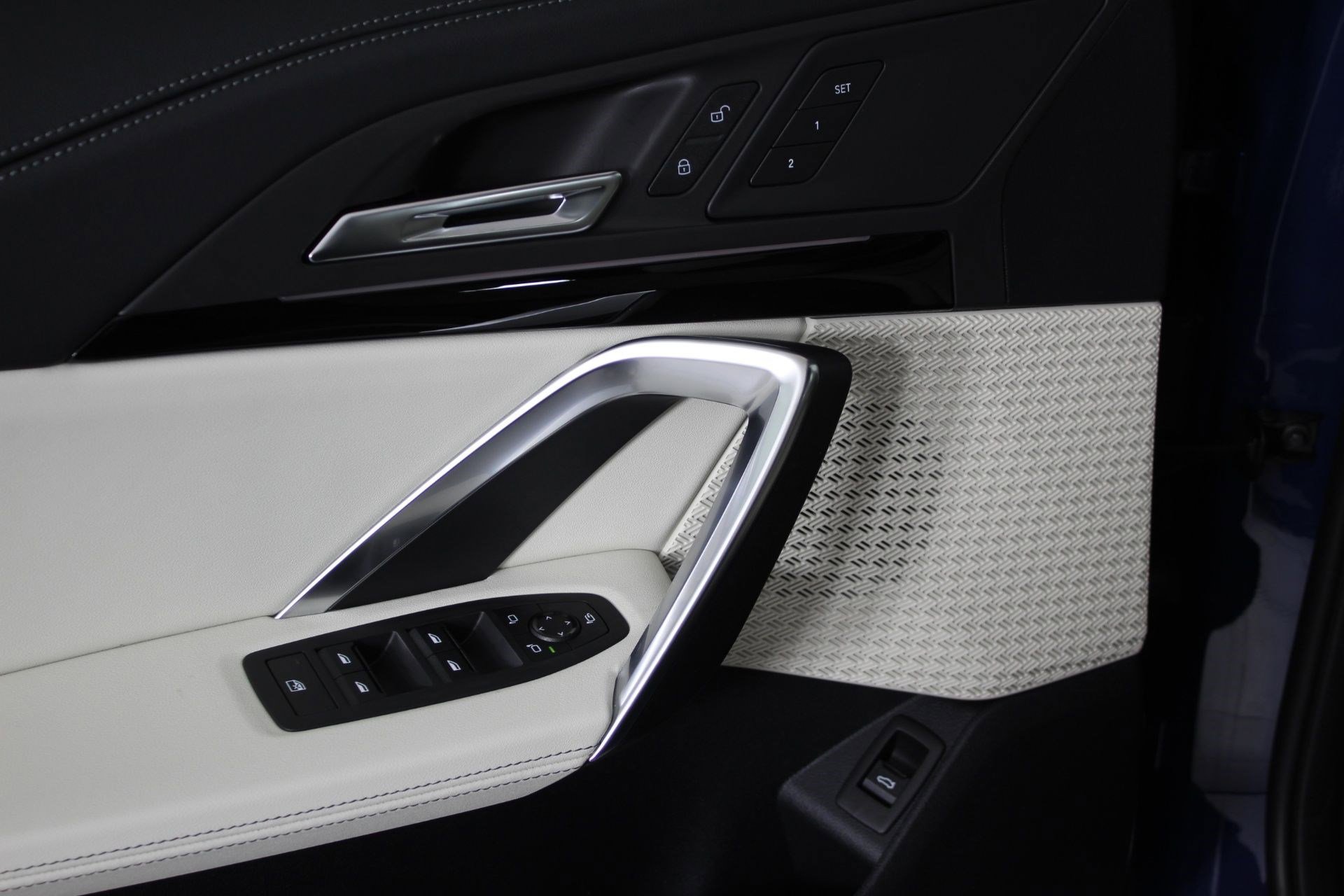 New 2026 BMW X1 xDrive28i w/ Technology Package image 22