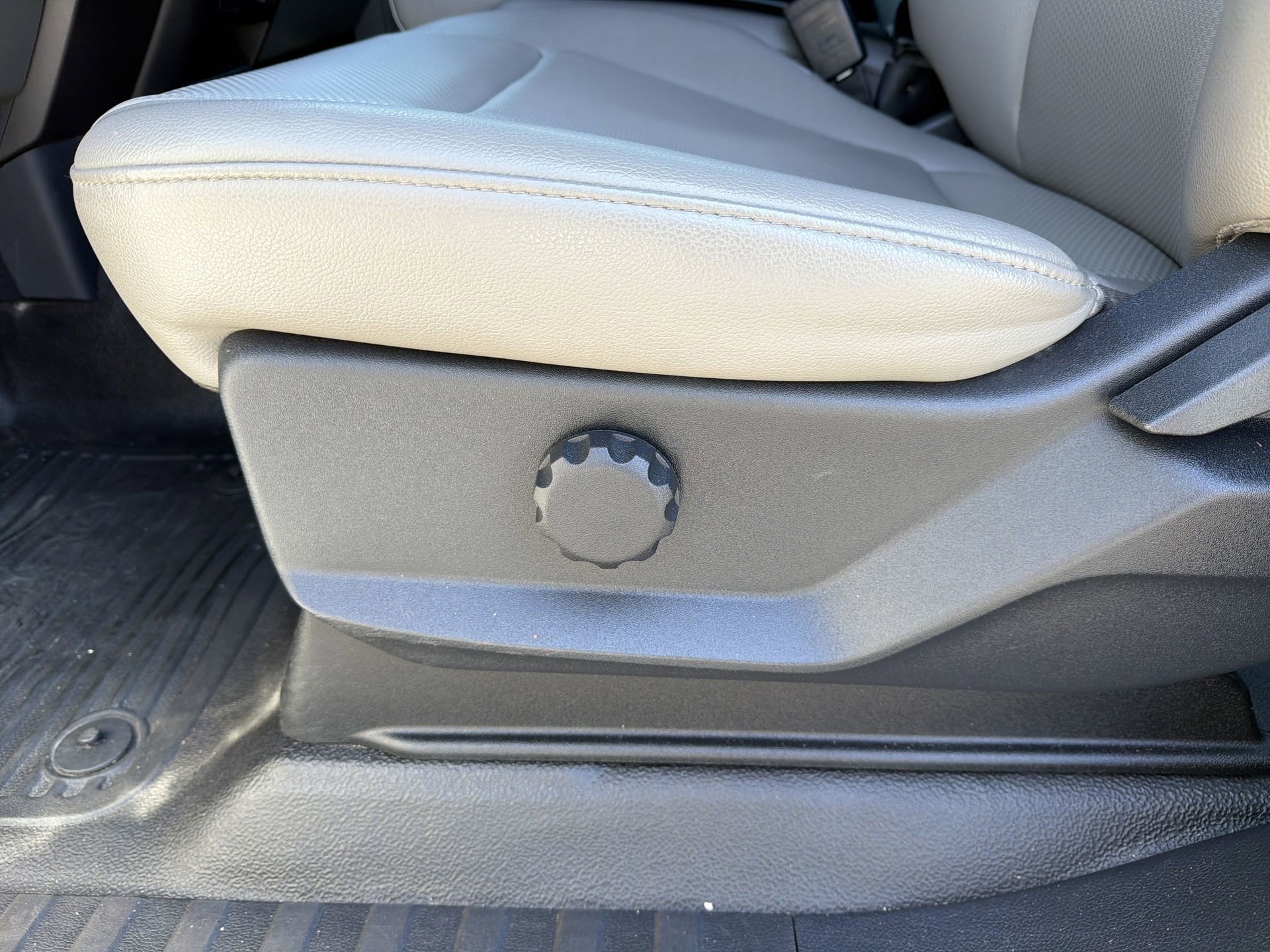 Used 2022 Ford F250 XL w/ XL Value Package image 17