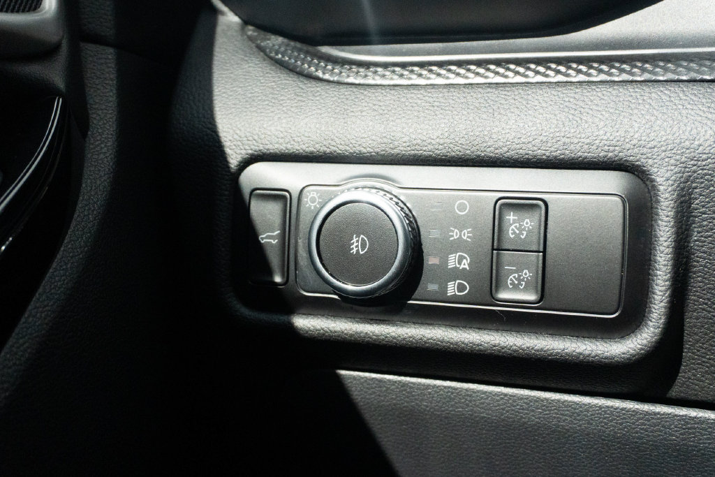 Used 2023 Ford Explorer ST RWD image 23