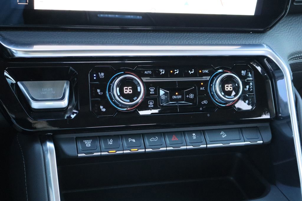 Used 2024 GMC Sierra 2500 Denali w/ Denali Reserve Package image 18