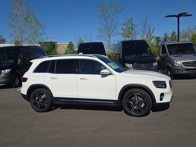 New 2026 Mercedes-Benz GLB 250 4MATIC image 2