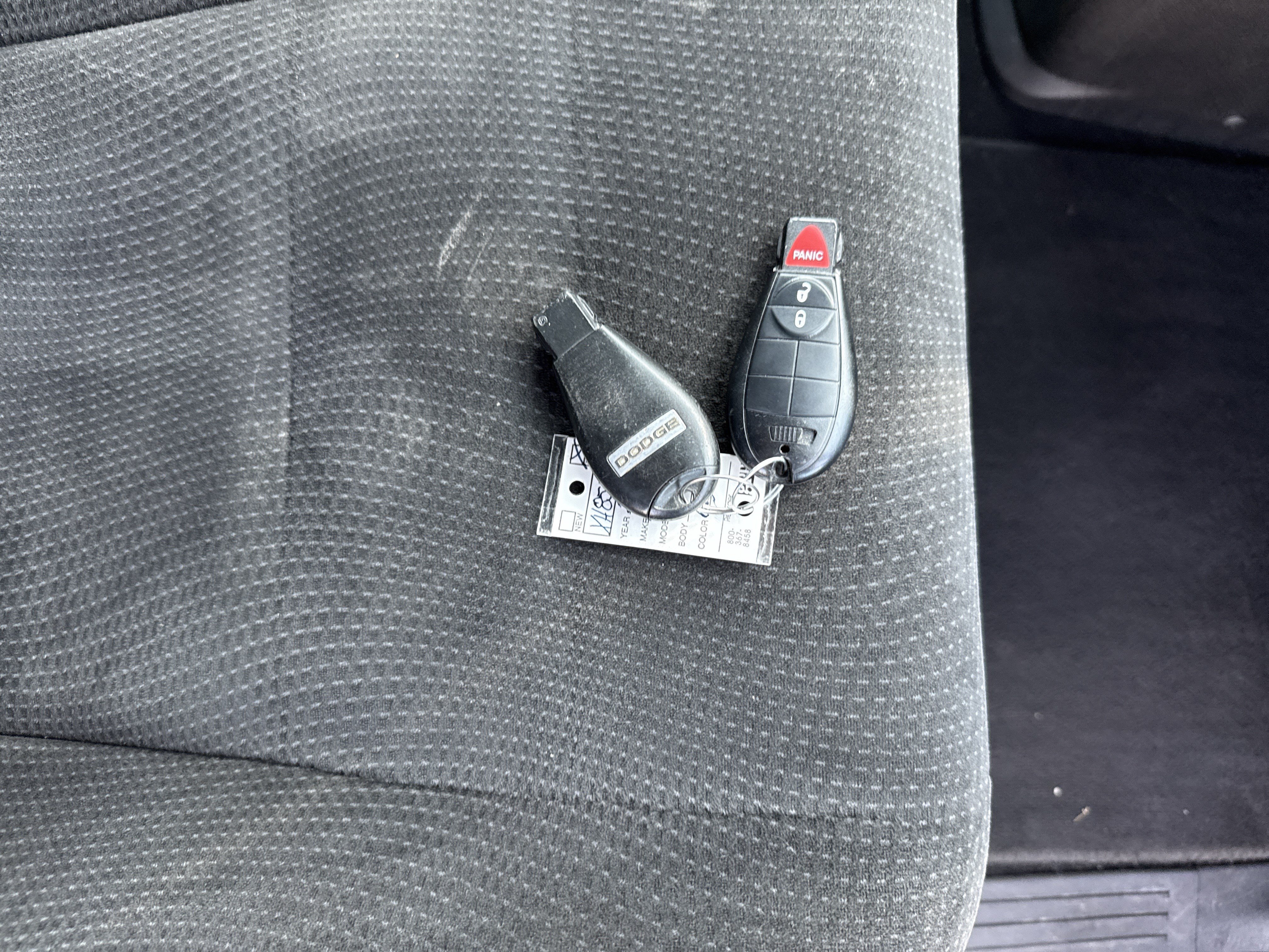 Used 2019 Dodge Grand Caravan SE FWD image 34