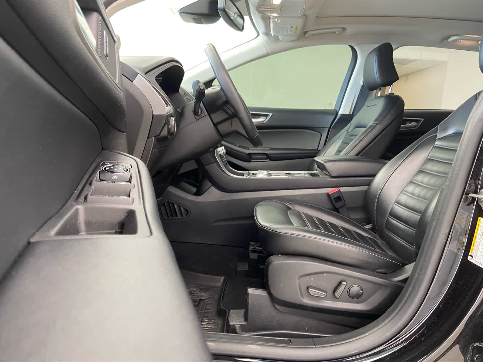 Used 2024 Ford Edge SEL w/ Convenience Package AWD/4WD image 15