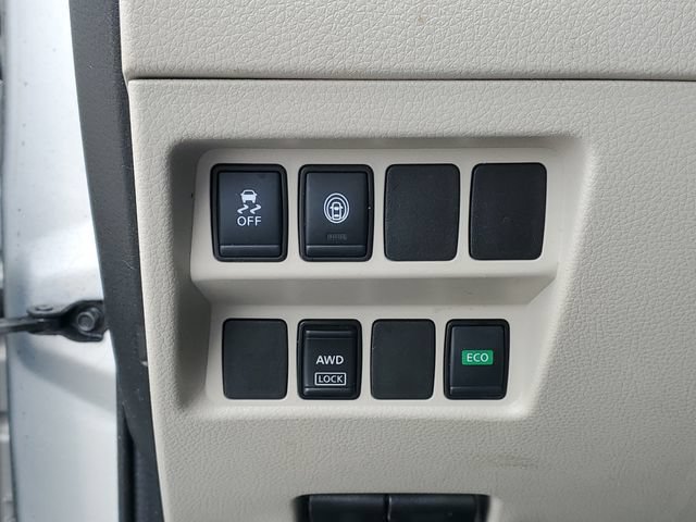Used 2019 Nissan Rogue Sport SV AWD/4WD image 15