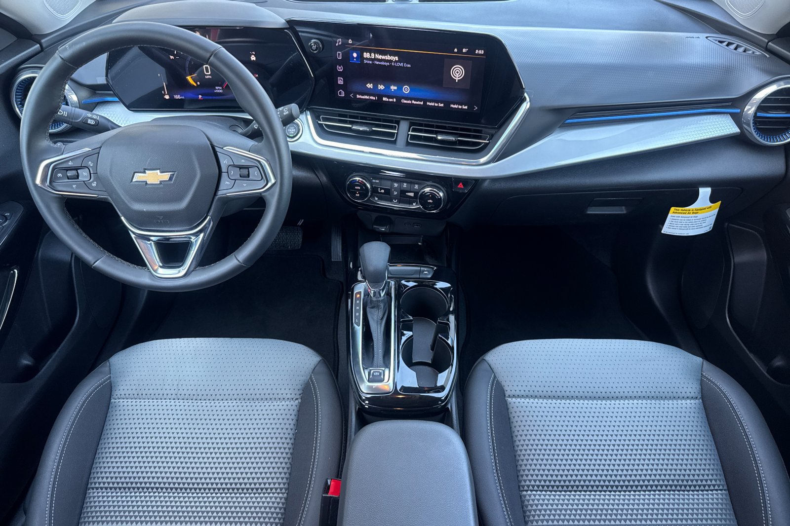 Used 2026 Chevrolet Trax LT w/ Sunroof Package FWD image 16