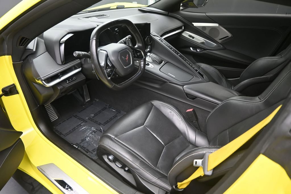 Used 2022 Chevrolet Corvette Stingray Preferred Conv w/ Z51 Performance Package RWD image 10