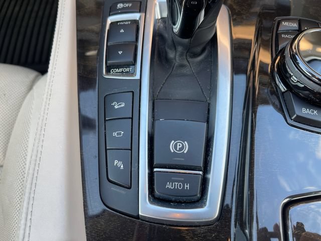 Used 2016 BMW 528i xDrive Sedan AWD/4WD image 25