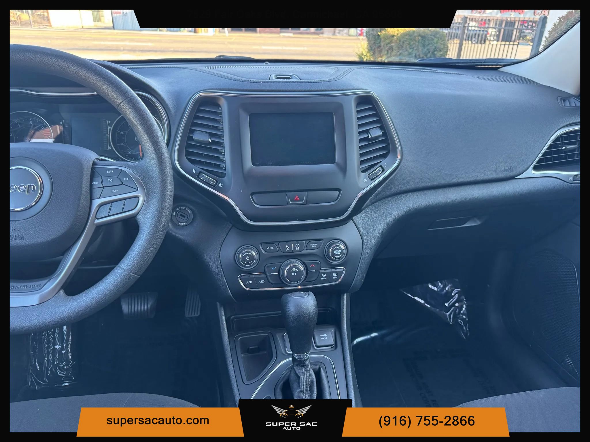 Used 2020 Jeep Cherokee Latitude image 22