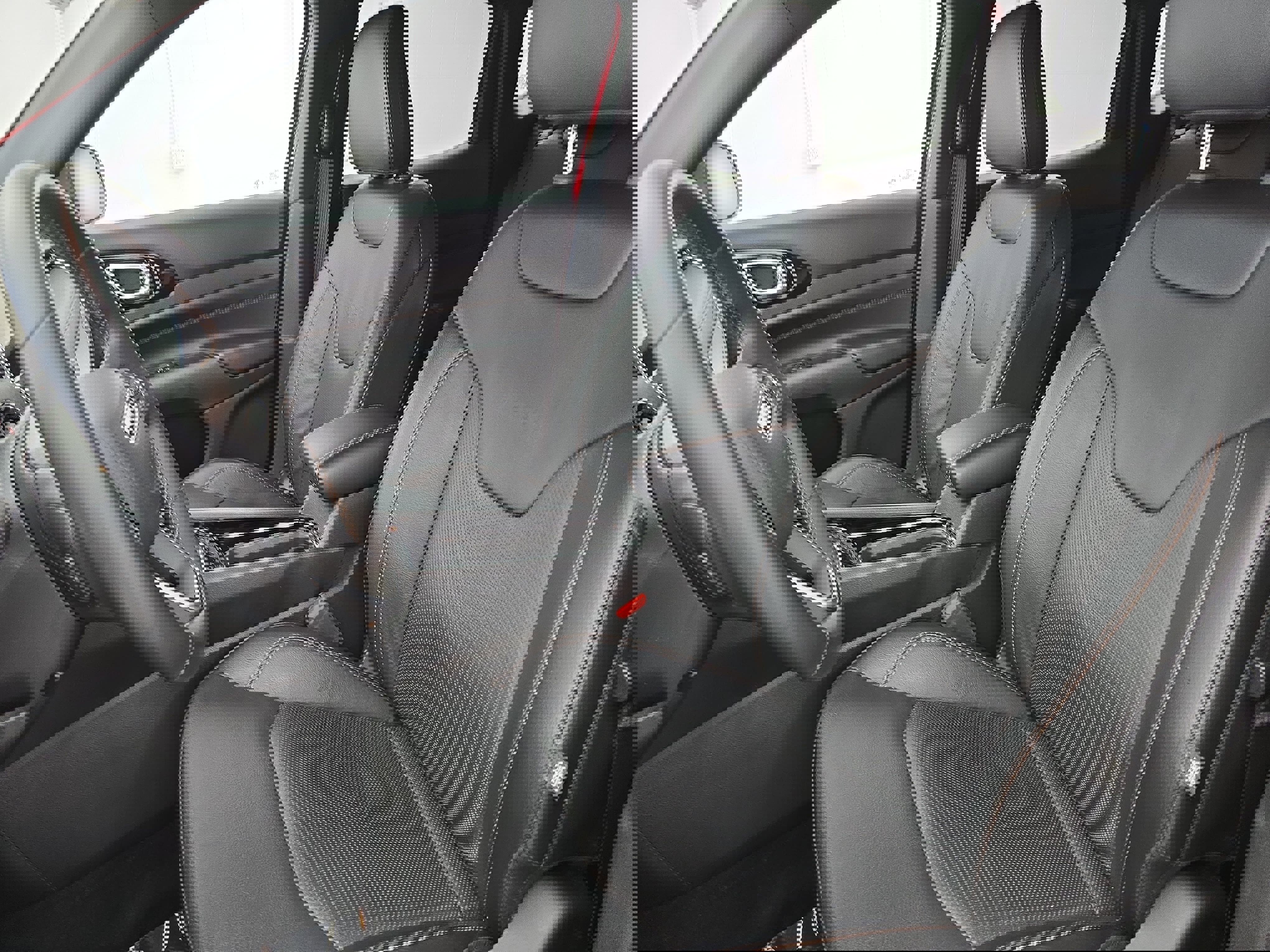 Used 2022 Jeep Compass Limited image 14