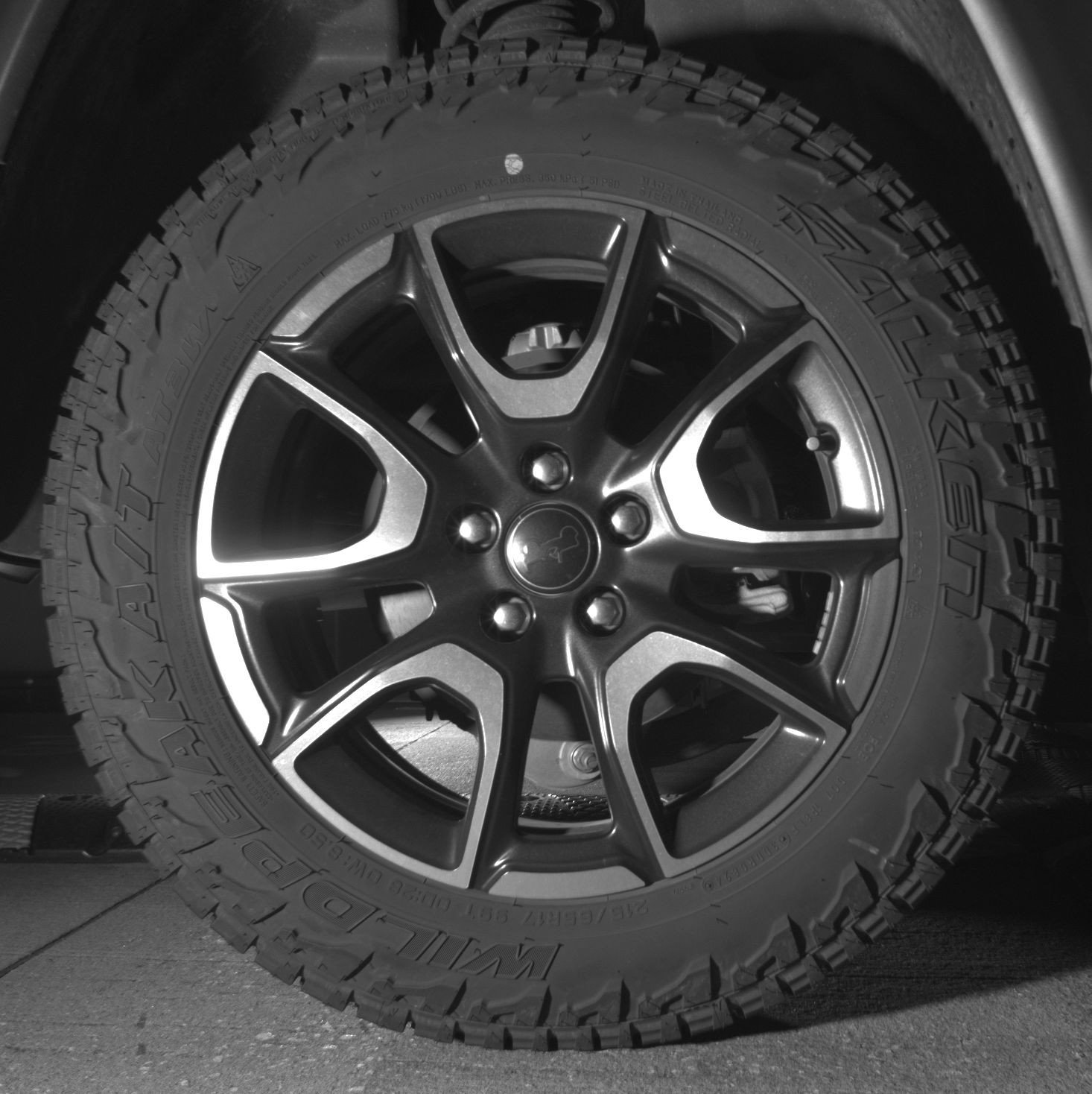 Used 2025 Jeep Compass Trailhawk AWD/4WD image 15