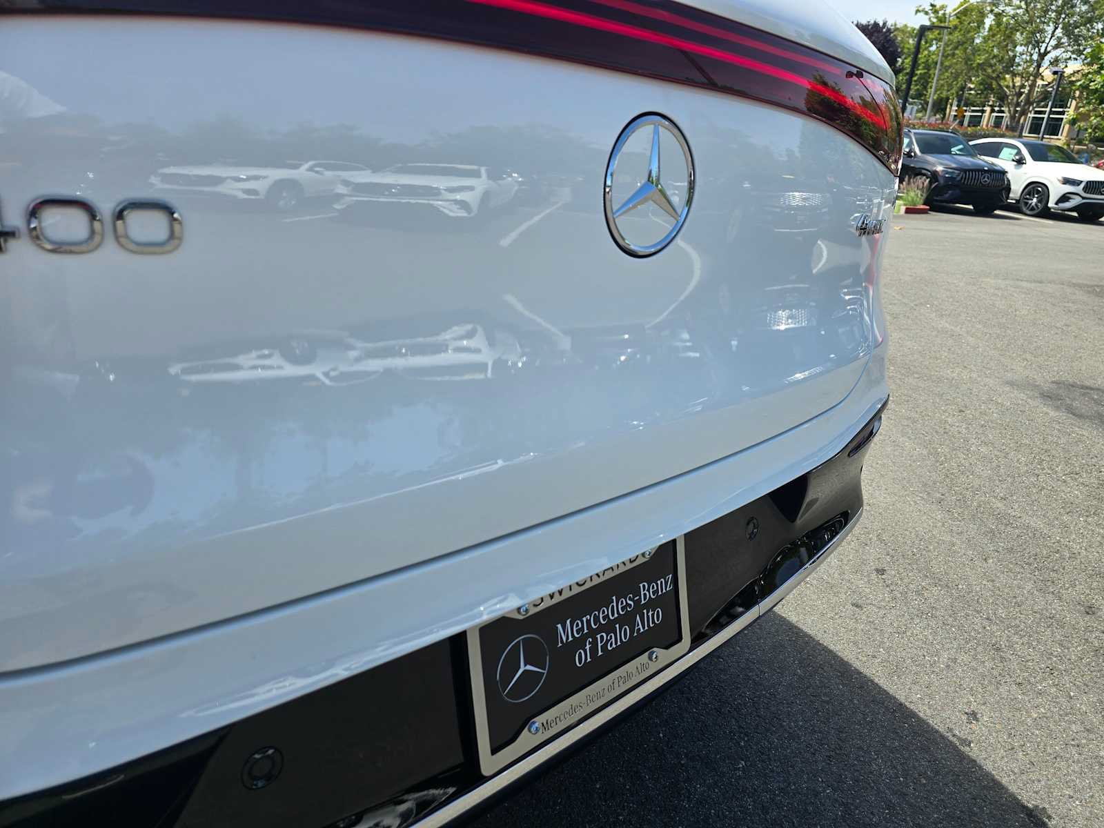 New 2026 Mercedes-Benz EQS 400 4MATIC SUV image 13