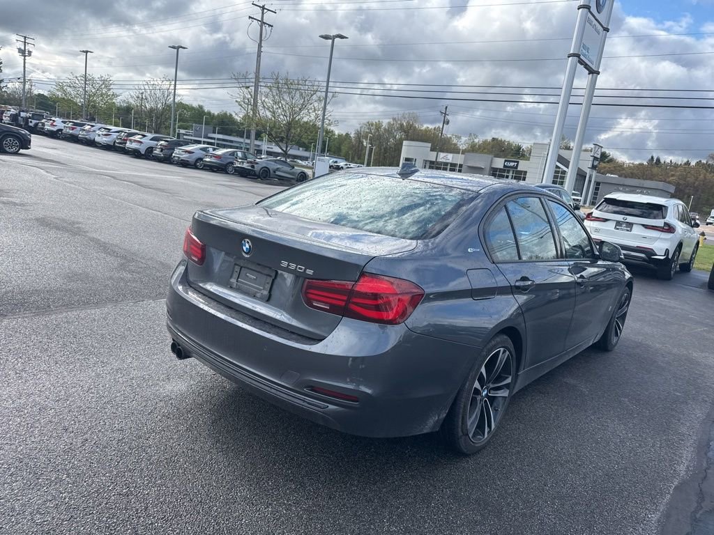 Used 2018 BMW 330e w/ Convenience Package RWD image 22
