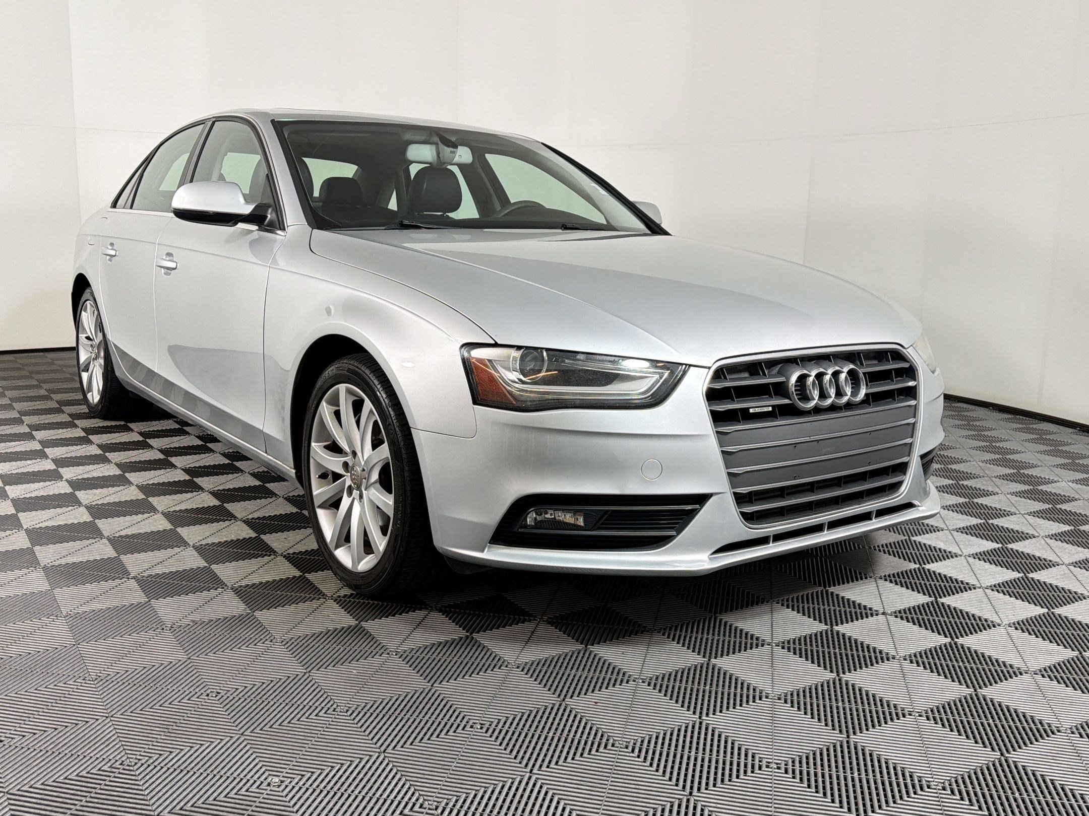 Used 2013 Audi A4 2.0T Premium Plus AWD/4WD image 19