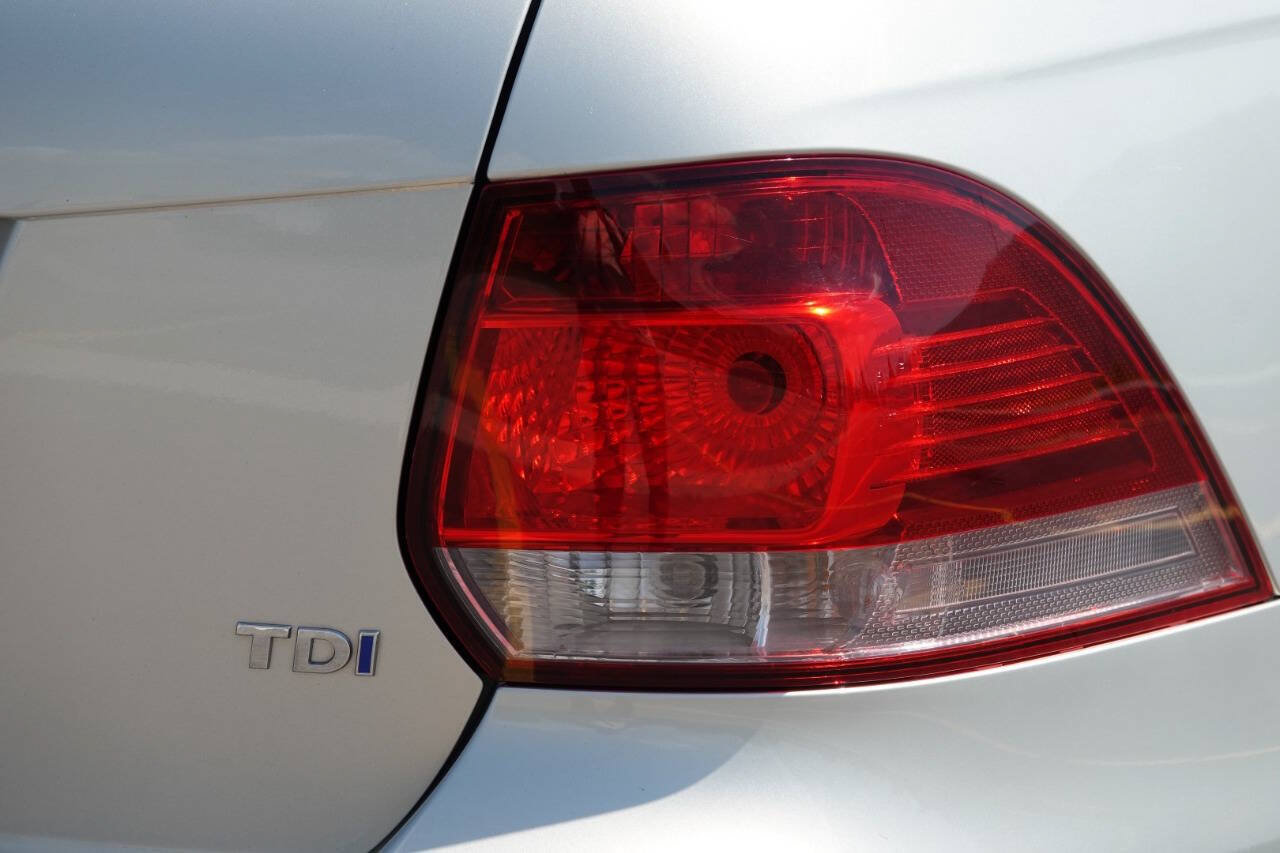 Used 2012 Volkswagen Jetta TDI FWD image 48