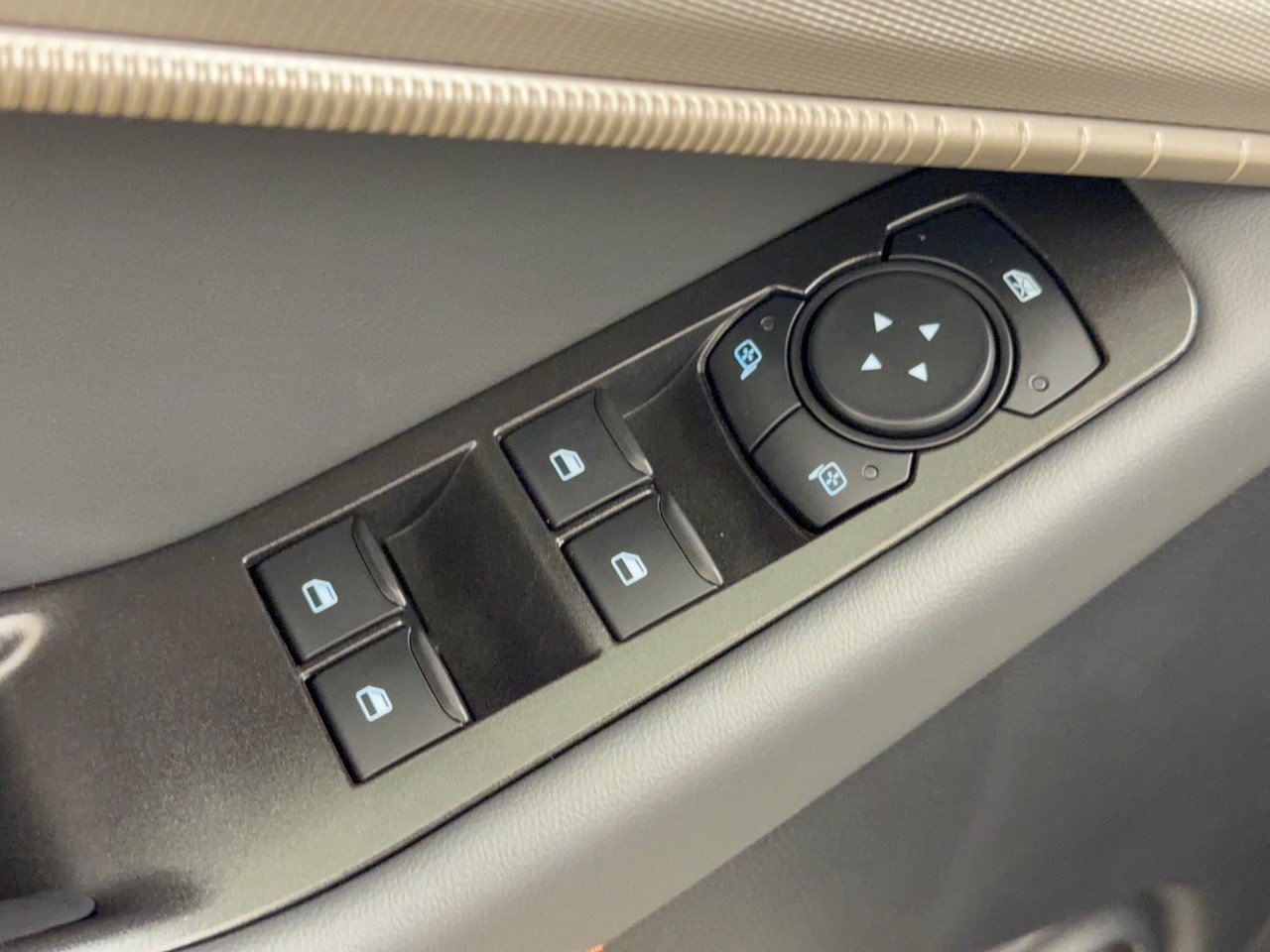 New 2027 Ford Explorer Active w/ Active Comfort Package RWD image 15