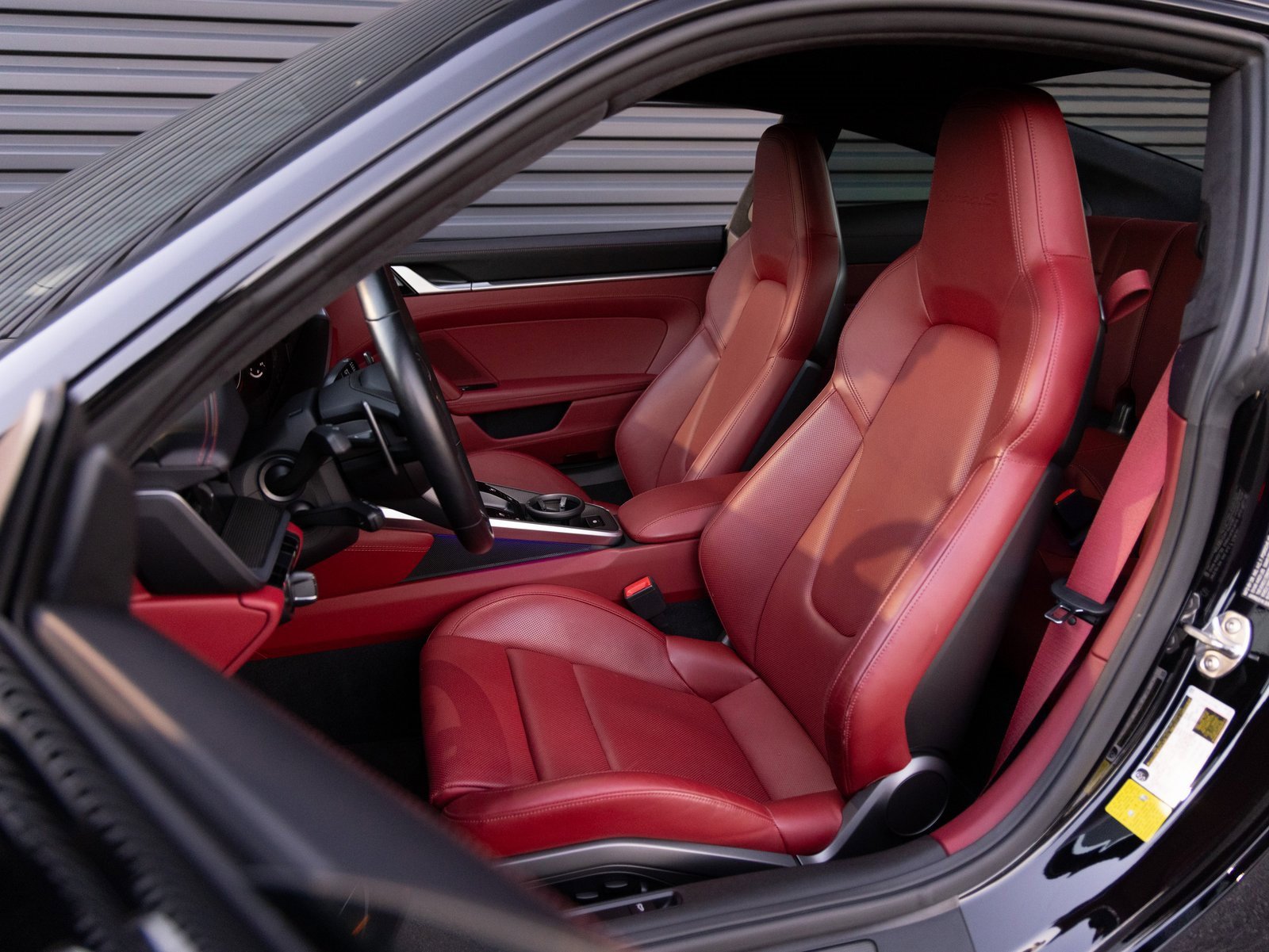 Used 2021 Porsche 911 Turbo S image 5