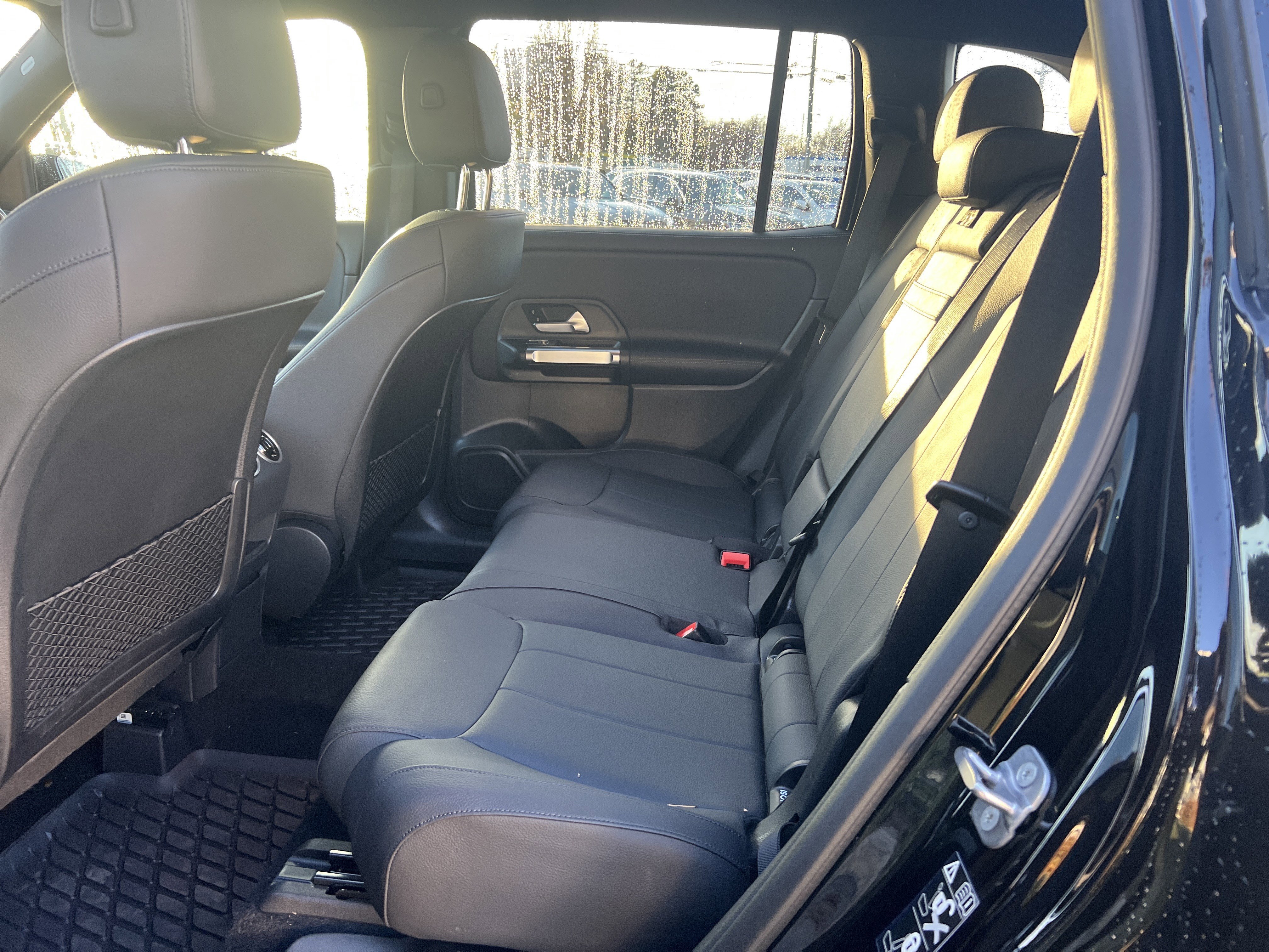 Certified 2025 Mercedes-Benz GLB 250 4MATIC image 32