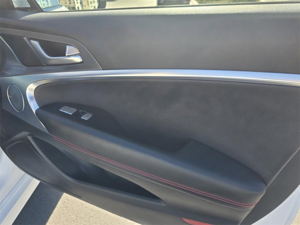 Used 2025 Genesis G70 3.3T Advanced image 27