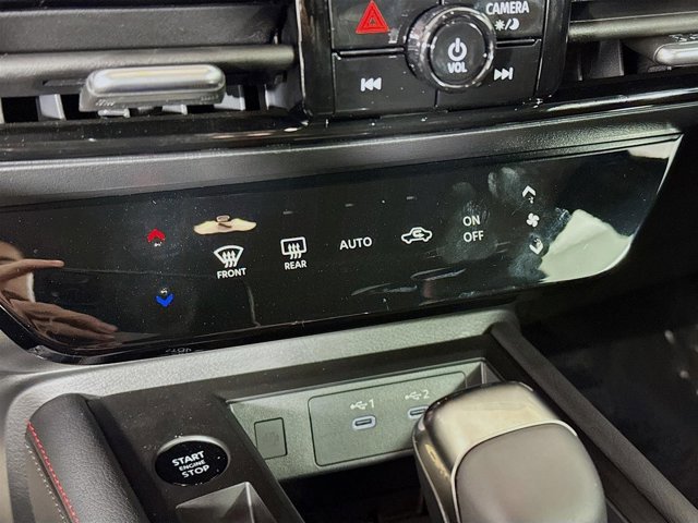 Certified 2026 Nissan Kicks SR w/ Illumination Package image 17