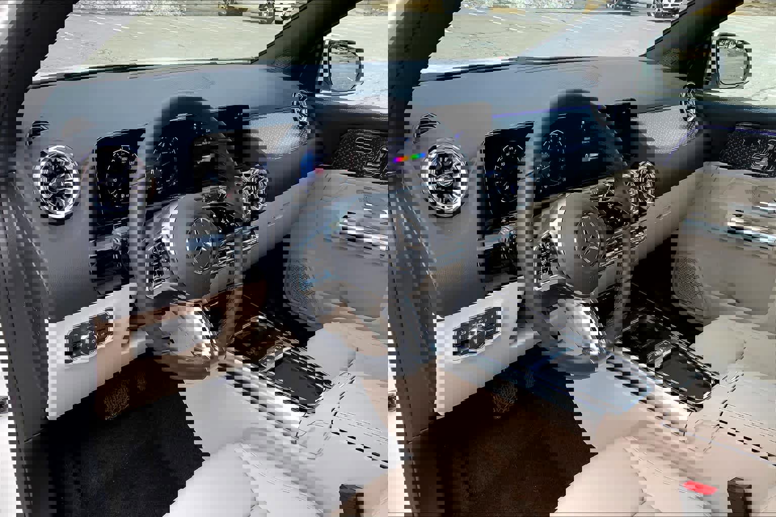 New 2025 Mercedes-Benz GLA 250 GLA 250 image 9