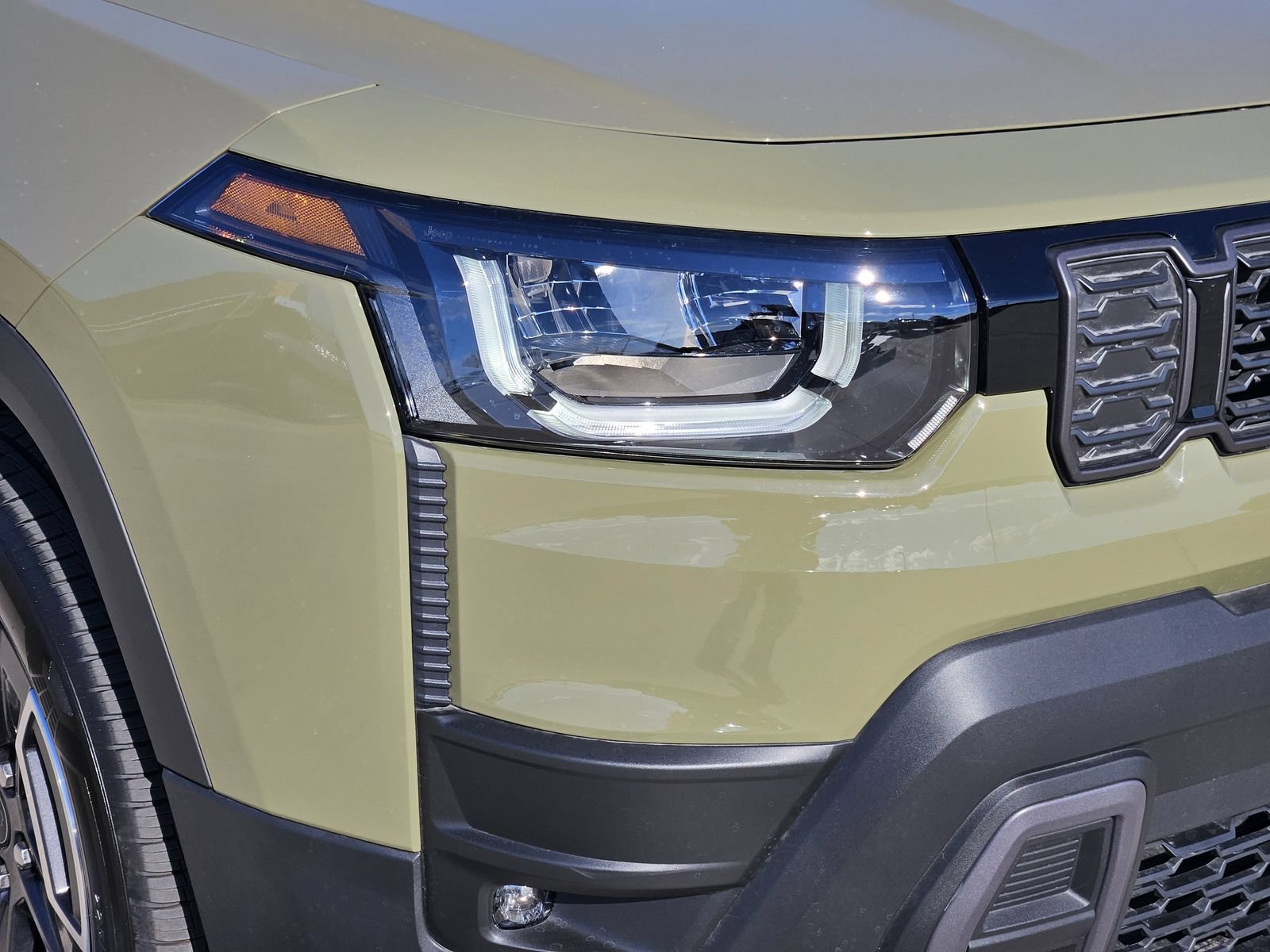 New 2026 Jeep Cherokee Laredo AWD/4WD image 9