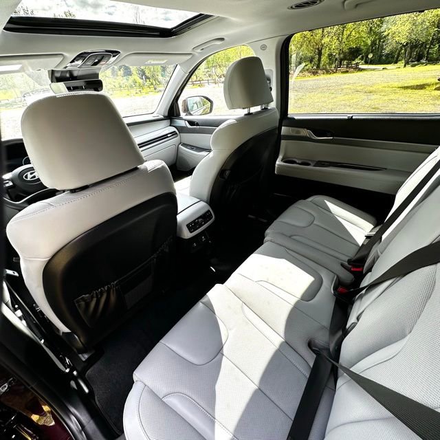 Used 2023 Hyundai Palisade SEL image 14