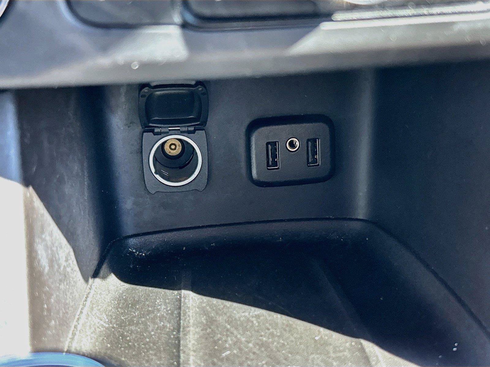 Used 2019 GMC Acadia SLE FWD image 30