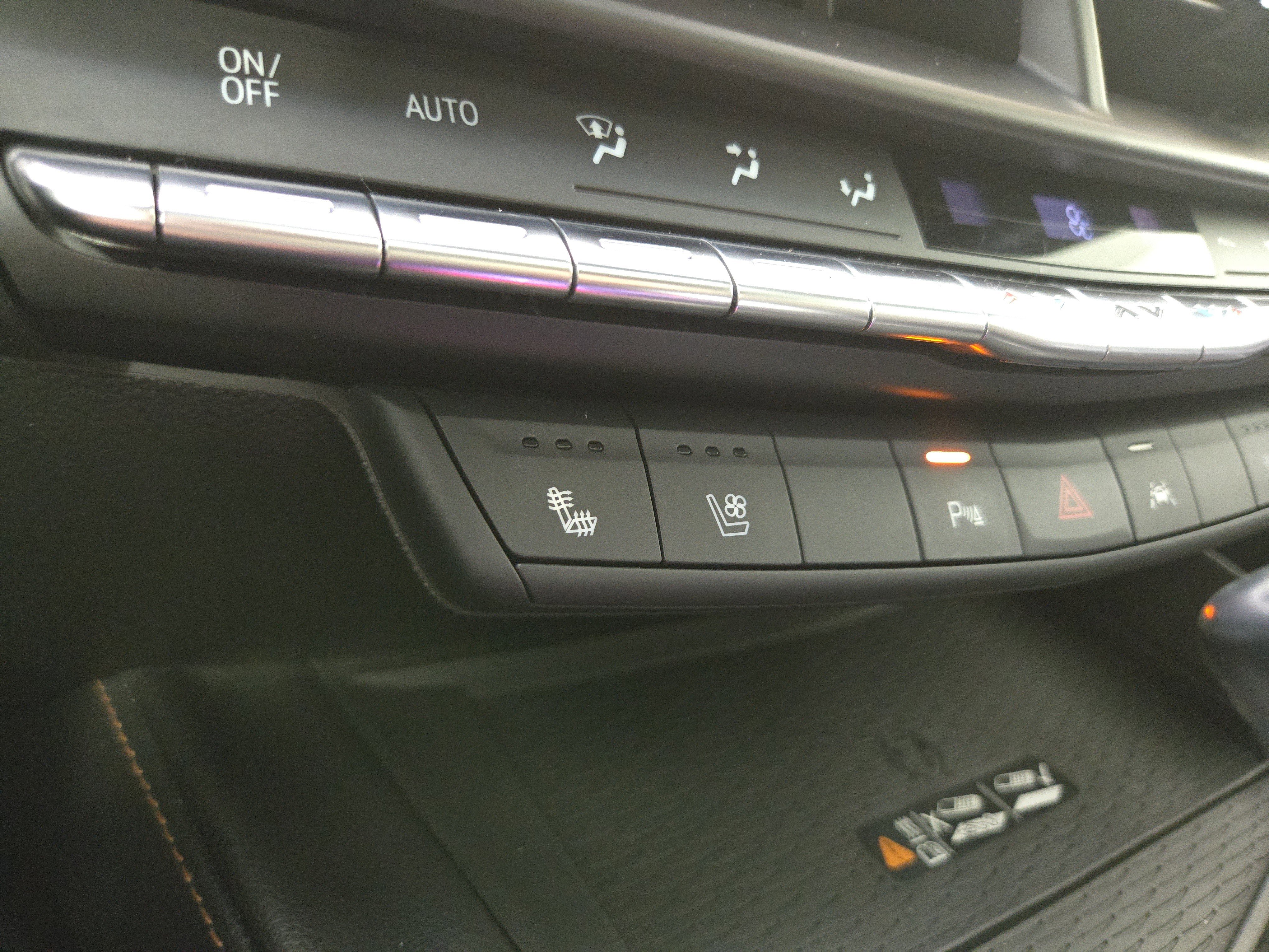 Certified 2021 Cadillac CT4 Sport w/ Technology Package image 27